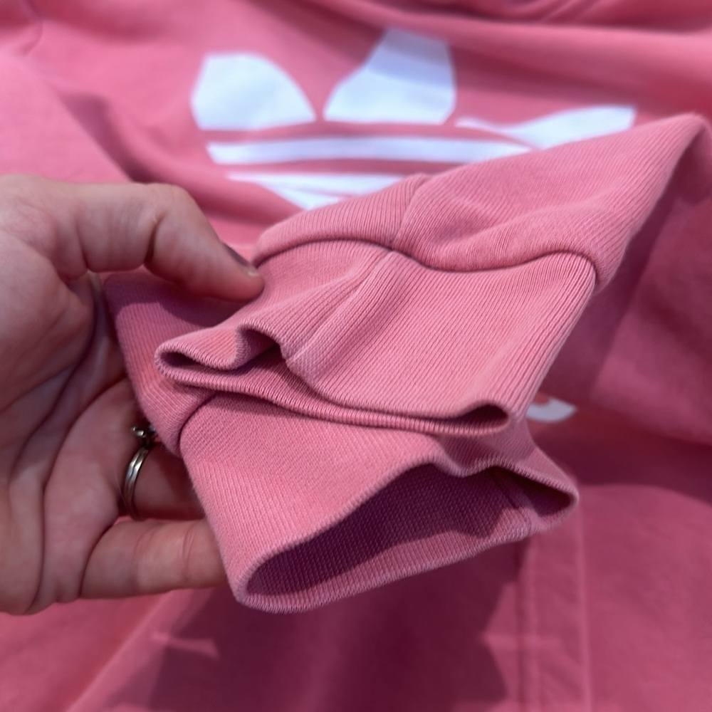 Adidas logo pink sweater hoodie girls 11/12 Y - Picture 5 of 6